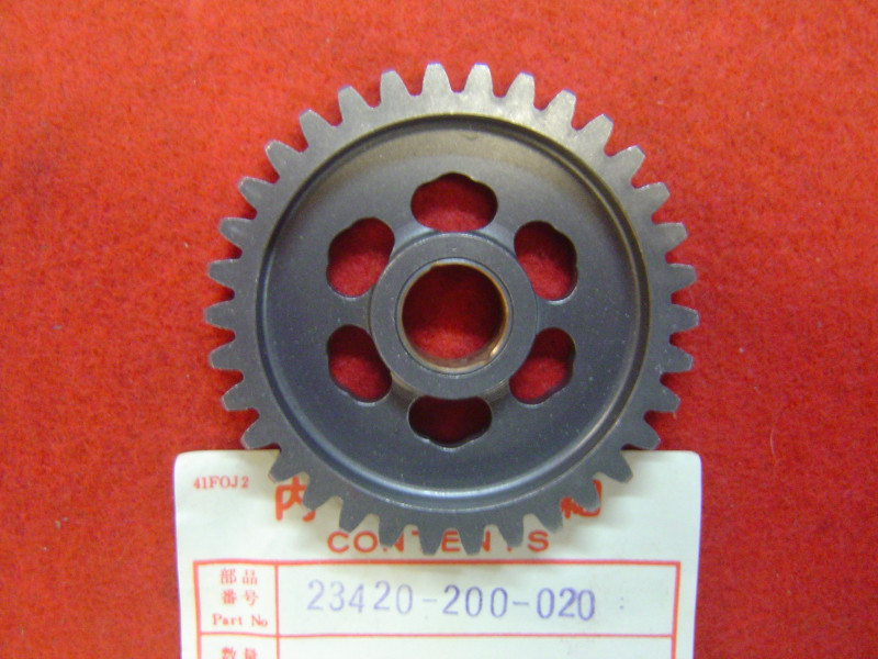 Pignon 1ère vitesse 34 dents Honda C92 C95 - Réf. 23420200020