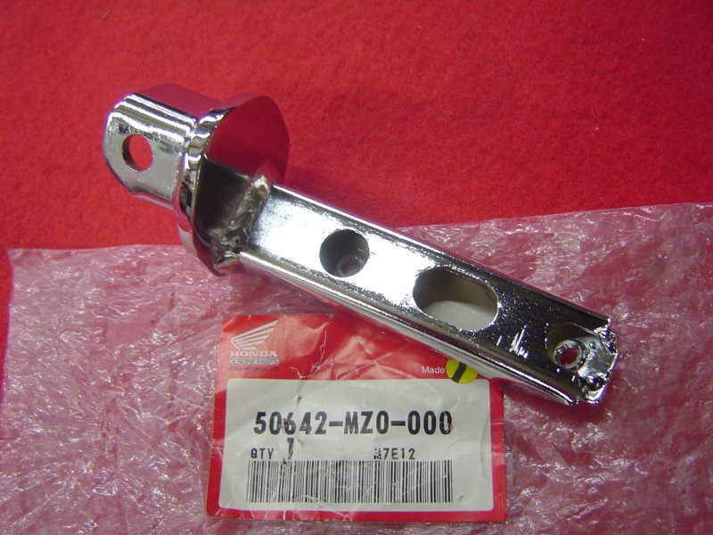 Repose-pied avant gauche Honda F6C 1500 - Réf. 50642MZ0000