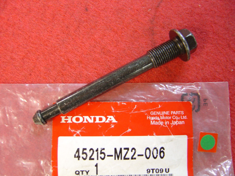 Axe étrier frein Honda CBR1000F - Réf. 45215-MZ2-006