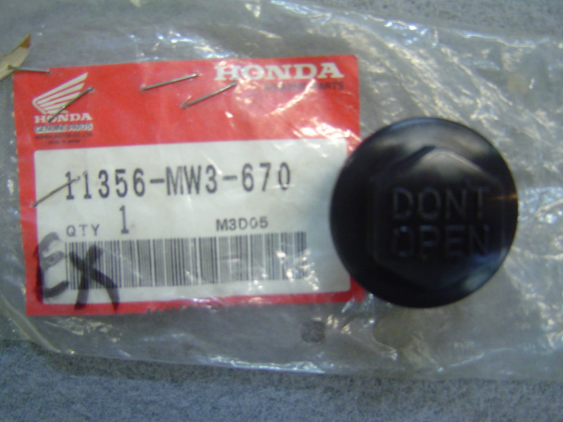 Bouchon Carter Sélection Honda CB750F2 Sevenfifty 11356-MW3-670