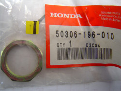 Ecrou de blocage direction pour PK50 94 NES125 00/04 PES125 06/09