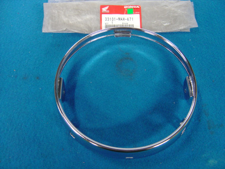 Cerclage de phare Honda VT1100C VT750C réf. 33101MAH671