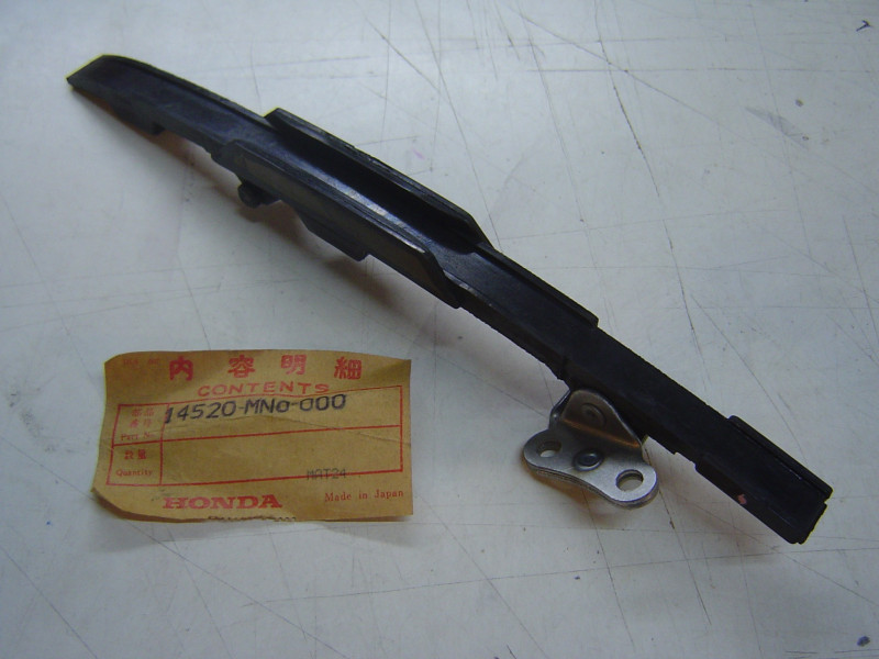 Patin de distribution Honda VF750 - Réf. 14520-MN0-000