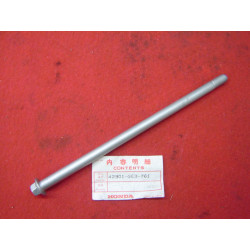 Axe de roue arrière Honda NSR50AK – Réf. 42301GE3761