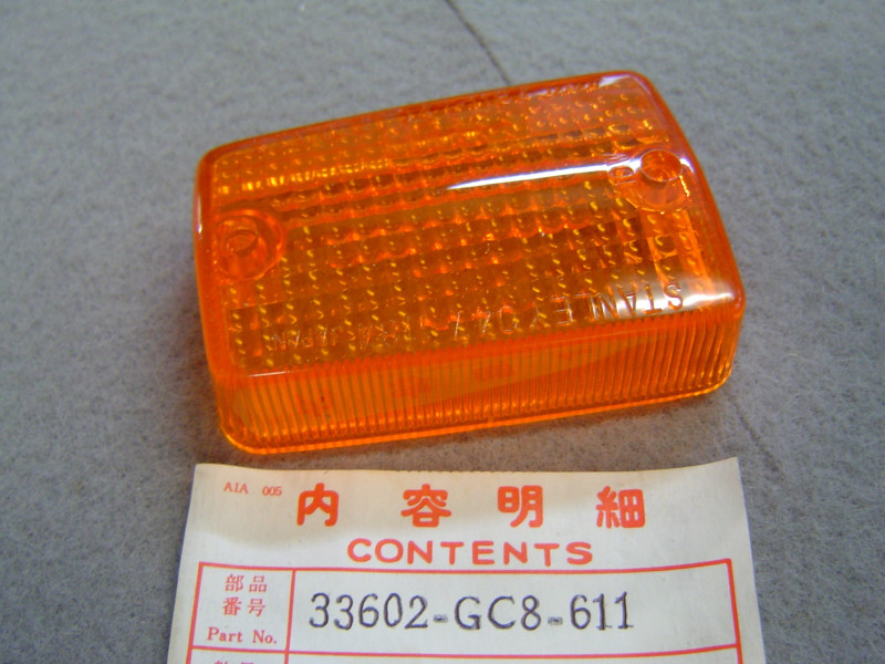 Cabochon clignotant AR Honda C90 NH50 NH80 - Réf. 33602GC8611