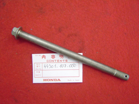 Axe roue avant Honda CB125S référence 44301-107-000