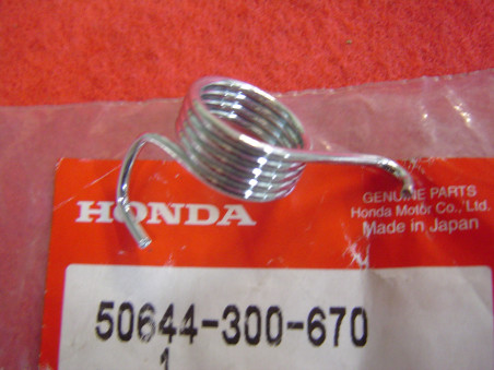 Ressort rappel repose-pied gauche Honda CB750 - Réf. 50644300670