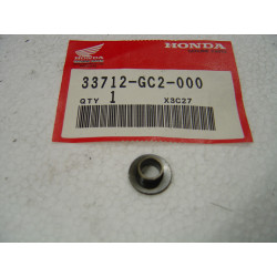 Entretoise épaulée feu arrière Honda 33712-GC2-000