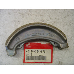 Mâchoire frein avant Honda CB125 K3 K5 CB200B - 45120-354-670