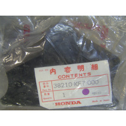 Couvercle boîte à fusibles Honda VF400F – Réf. 38210KE7000