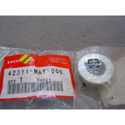Bague axe roue arrière droite Honda NX650 XL600V XRV750