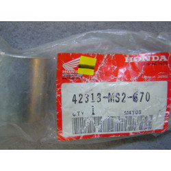 Bague axe roue AR droite Honda CBR1000F 93-95 | 42313MS2670