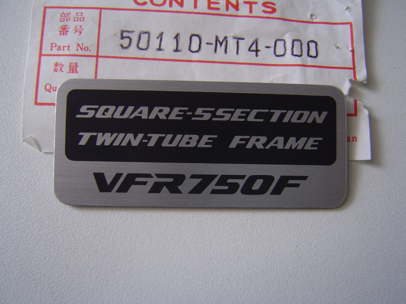 Emblème de cadre Honda VFR750 90-99 – Réf. 50110MT4000