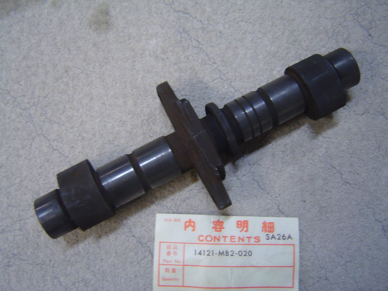 Arbre à cames admission cylindre AR Honda VF750 - 14121MB2020