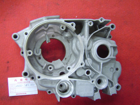 Carter moteur gauche Honda CB125 XL125 - Réf. 11200383000