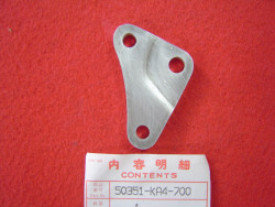 Support moteur avant droit de CR250RC