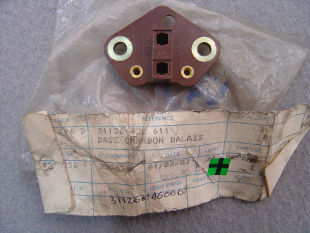 Base de balais pour modèles CB1100RB/RC/RD CBX1000Z/A plus disponible réseau