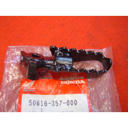 Repose-pied avant droit Honda CR125 CR250 - Réf. 50616357000