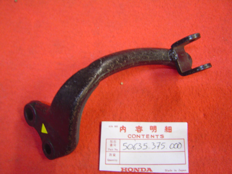 Support Repose-Pied AV Droit Honda CB500T – Réf. 50635375000
