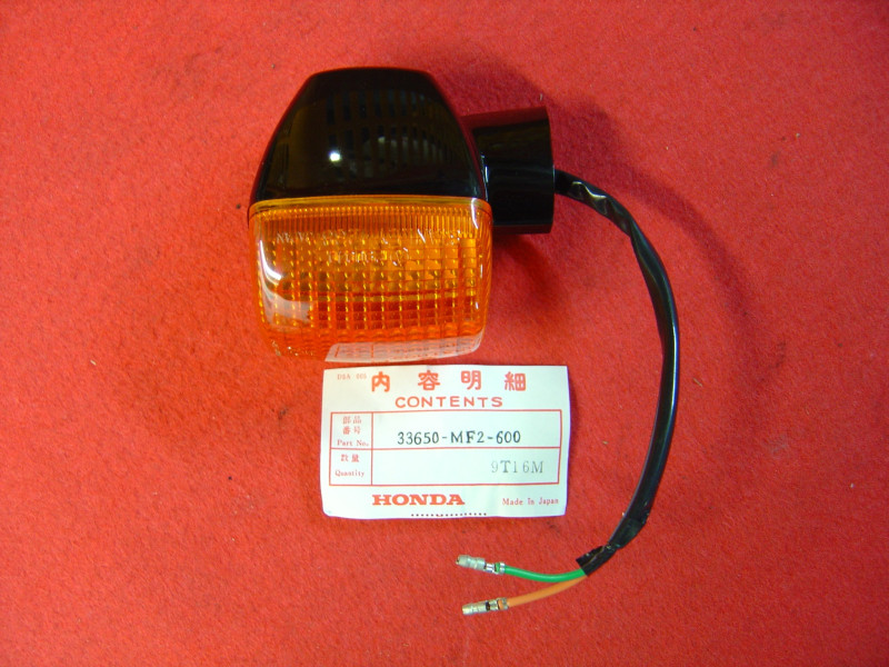 Clignotant AR gauche Honda VF500F/F2 - Réf. 33650MF2600