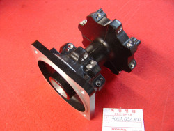 Moyeu de roue AR de CR80R 92/95