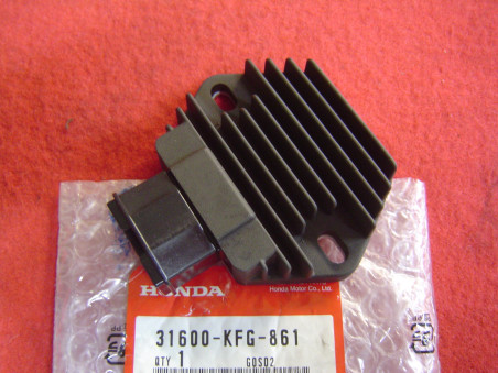 Régulateur Honda NSS250 31600-KFG-861 | Scooter