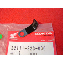 Barrette maintien câble Honda CB500 CB550 CB750F - Réf. 32111323000