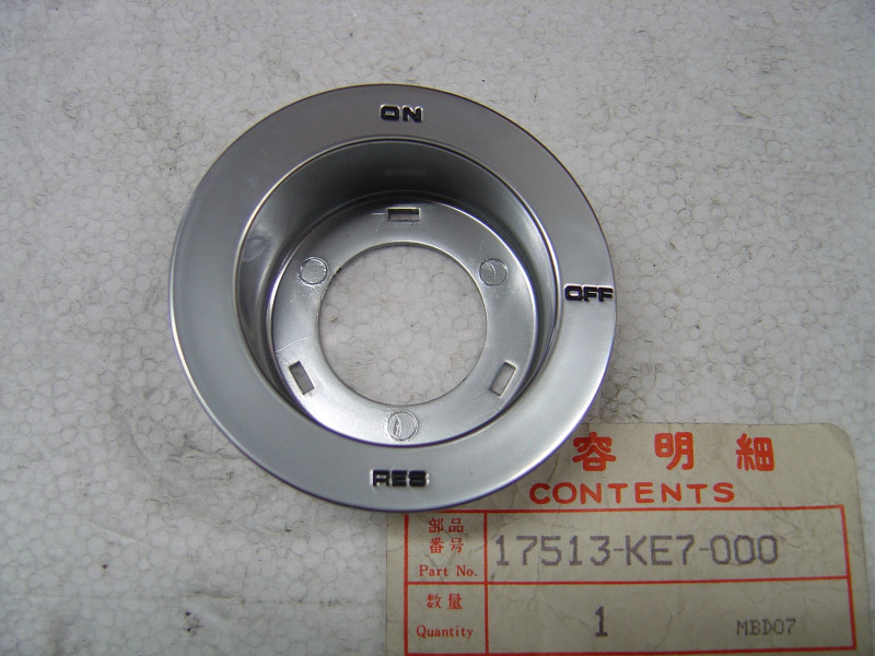 Bague Bouchon Réservoir Honda CB450S VF500F - 17513KE7000