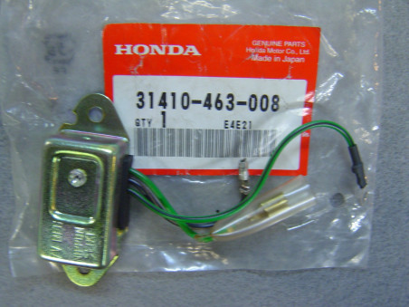 Régulateur 7V Honda GL1100 GL1200 - Réf. 31410463008