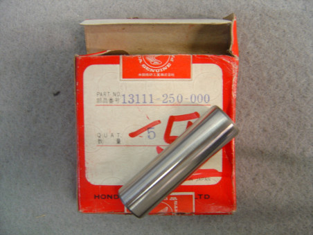 Axe de piston Honda C/CB70 C71 C72 - Réf. 13111-250-000