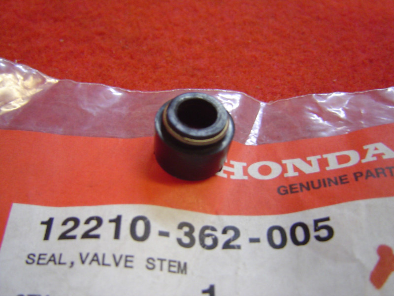 Joint queue de soupapes Honda CB250G CB360G - Réf. 12210362005