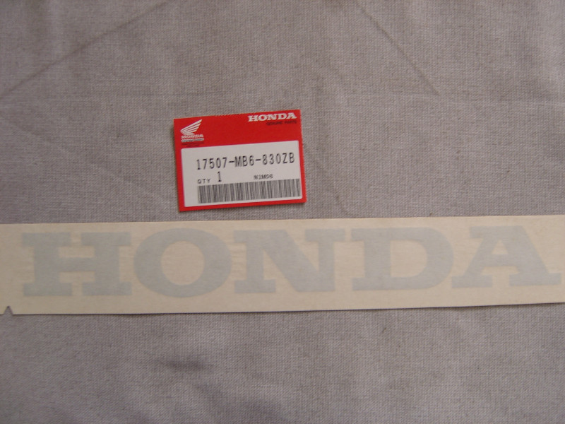 Décor autocollant réservoir gauche Honda VF1000F2F 85 | Type 2