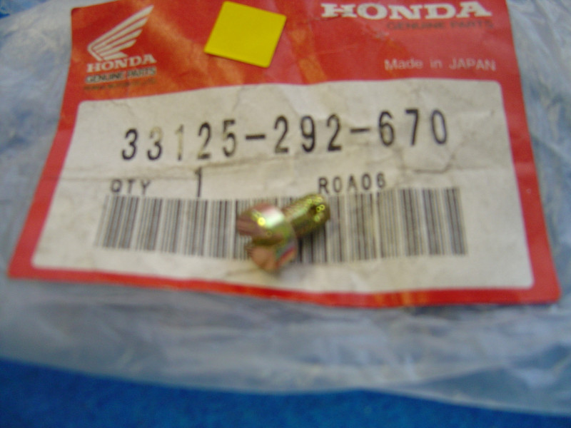 Vis cerclage phare Honda Four - Réf. 33125292670