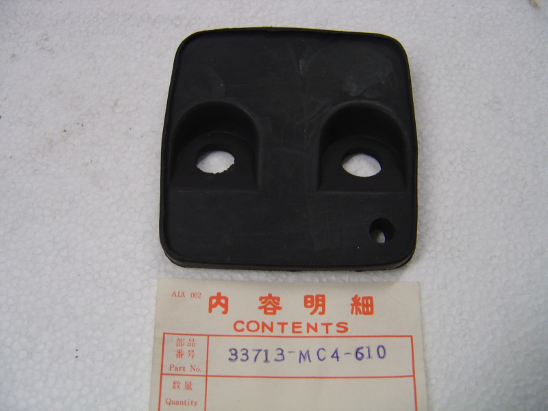 Silentbloc feu arrière Honda XL400RC XL500RC XL600R – 33713-MC4-610
