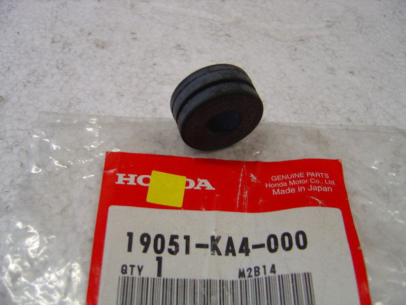 Silentbloc Radiateur Honda 19051KA4000 | CR125R CB500 CB600F