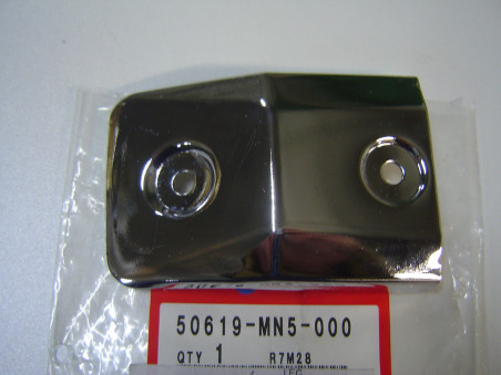 Cache Inférieur Repose-Pied Chromé Honda GL1500 PC800 Neuf