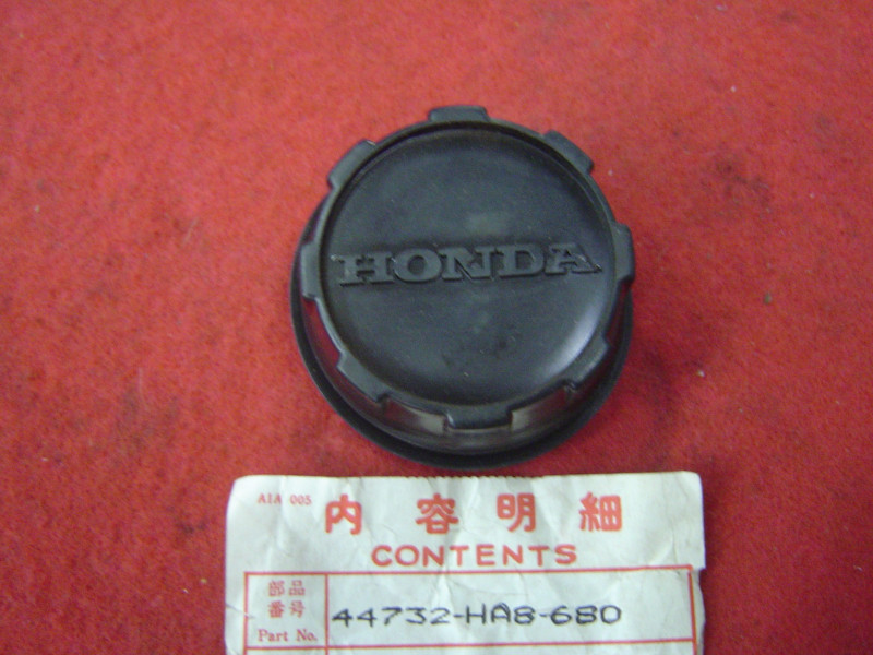 Cache caoutchouc écrou roue Honda FL400 89-90 | 44732HA8680