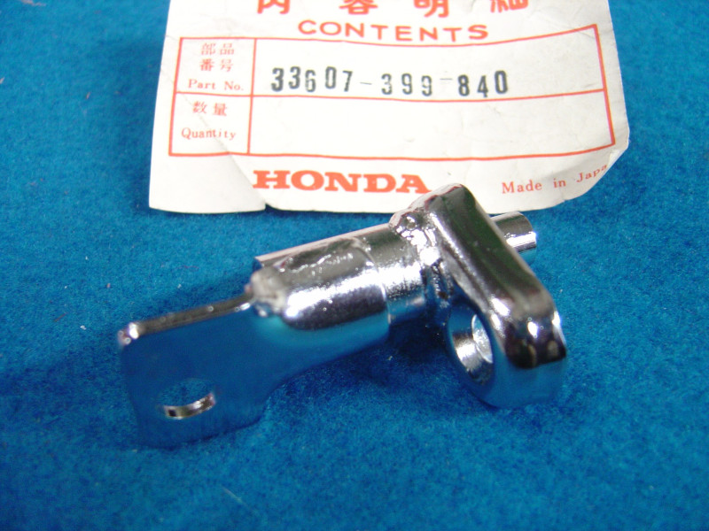 Tige Clignotant AR Honda CB125T 33607-399-840 | Neuve