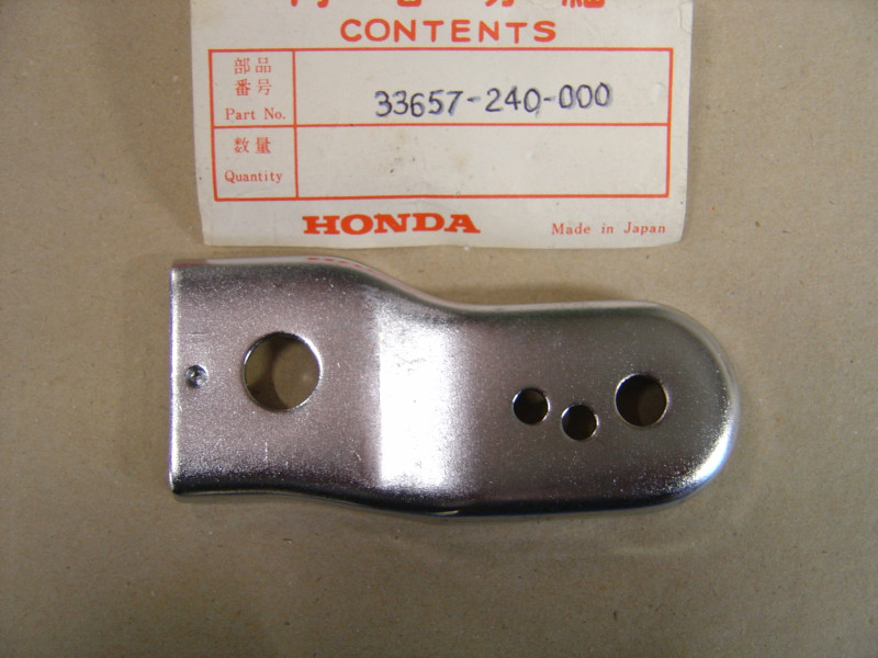 Support Clignotant AR Gauche Honda CB125K1 - Réf. 33657240000