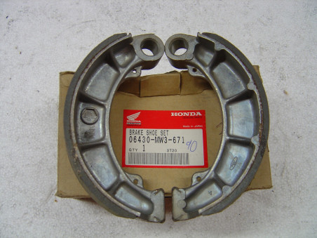 Mâchoires Frein Arrière Honda 06430-MW3-671 – Neuves