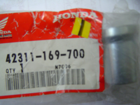 Bague axe de roue gauche Honda NSR50 MTX50 - Réf. 42311169700