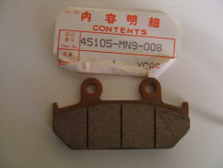 Plaquette de frein avant Honda GL1500 NX650 - Réf. 45105MN9008
