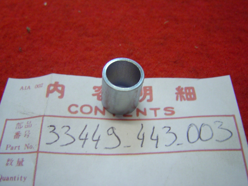 Entretoise montage clignotants Honda CB250-400N | Réf. 33449443003