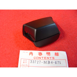 Capot éclairage plaque Honda VF1100C 33727-MB4-671