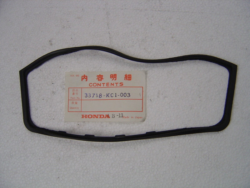 Joint feu AR de CB125TD 88 HONDA 33718-KC1-003