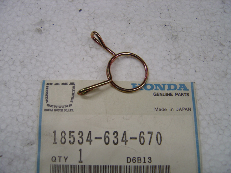 Clip Durit D16 Honda CB750F2 VF750S - Référence 18534634670