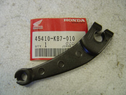 Biellette de frein av de XL250RC idem 45410KB7020