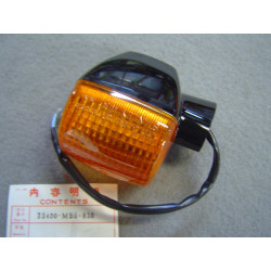 Clignotant avant droit Honda VF1000F2 – Réf. 33400MB6830