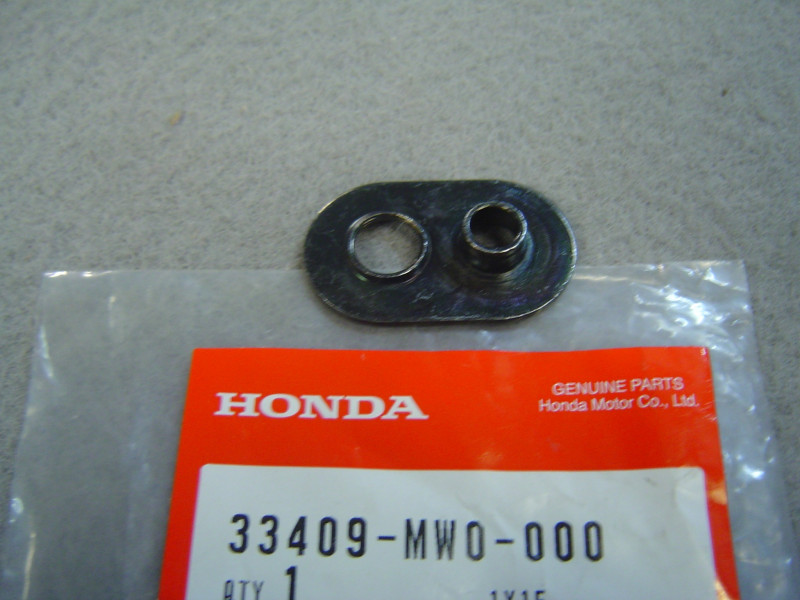 Plaque Fixation Clignotant Honda 33409-MW0-000 | VTR CBR CB