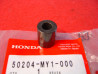 Entretoise Honda XRV750 NTV650 - Réf 50204-MY1-000
